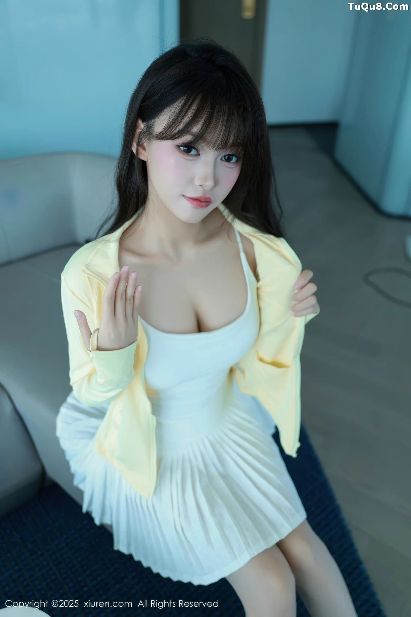 秀人集.com_[XiuRen秀人网]No.10702_模特糯咪性感白色低胸连衣短裙配白色丝袜秀完美身材诱惑写真82P