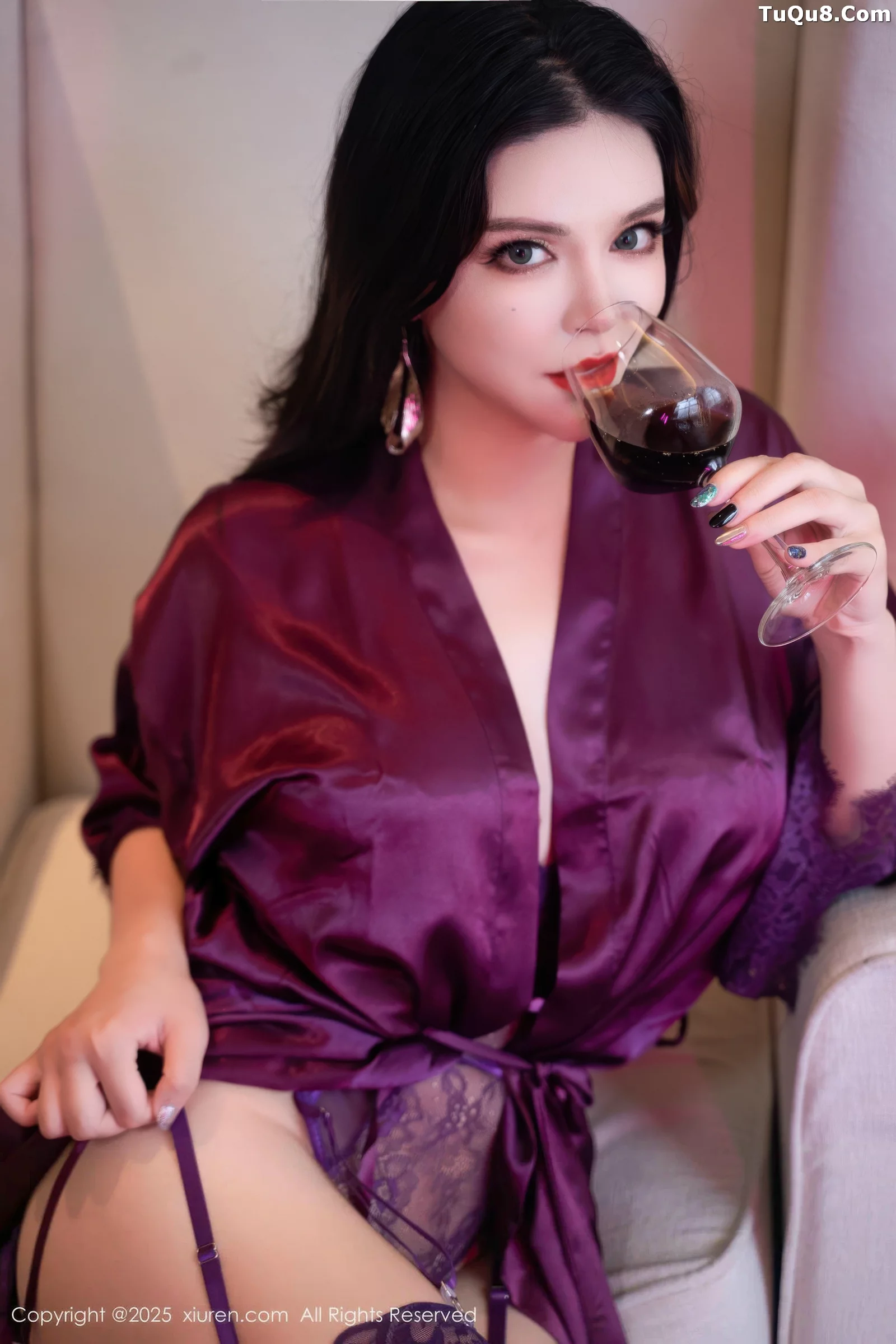 伊丽莎有点白写真