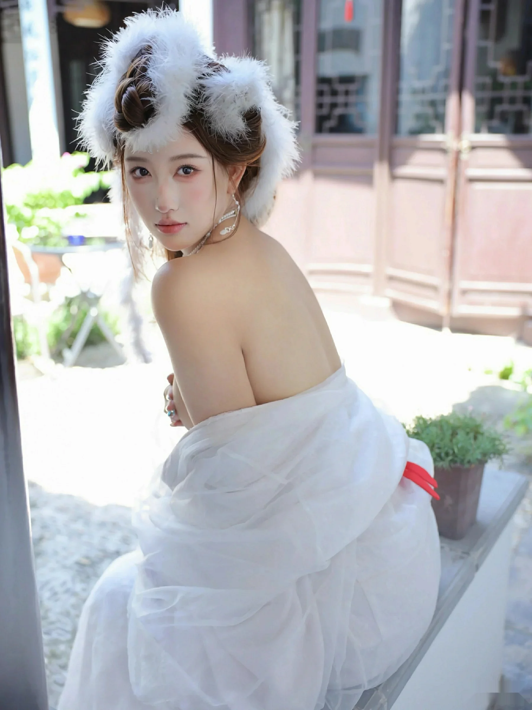 秀人集.com_[XiuRen秀人网]No.10843_模特金允希Yuki性感白色锦毛鼠装扮低胸秀丰腴身材完美诱惑写真78P