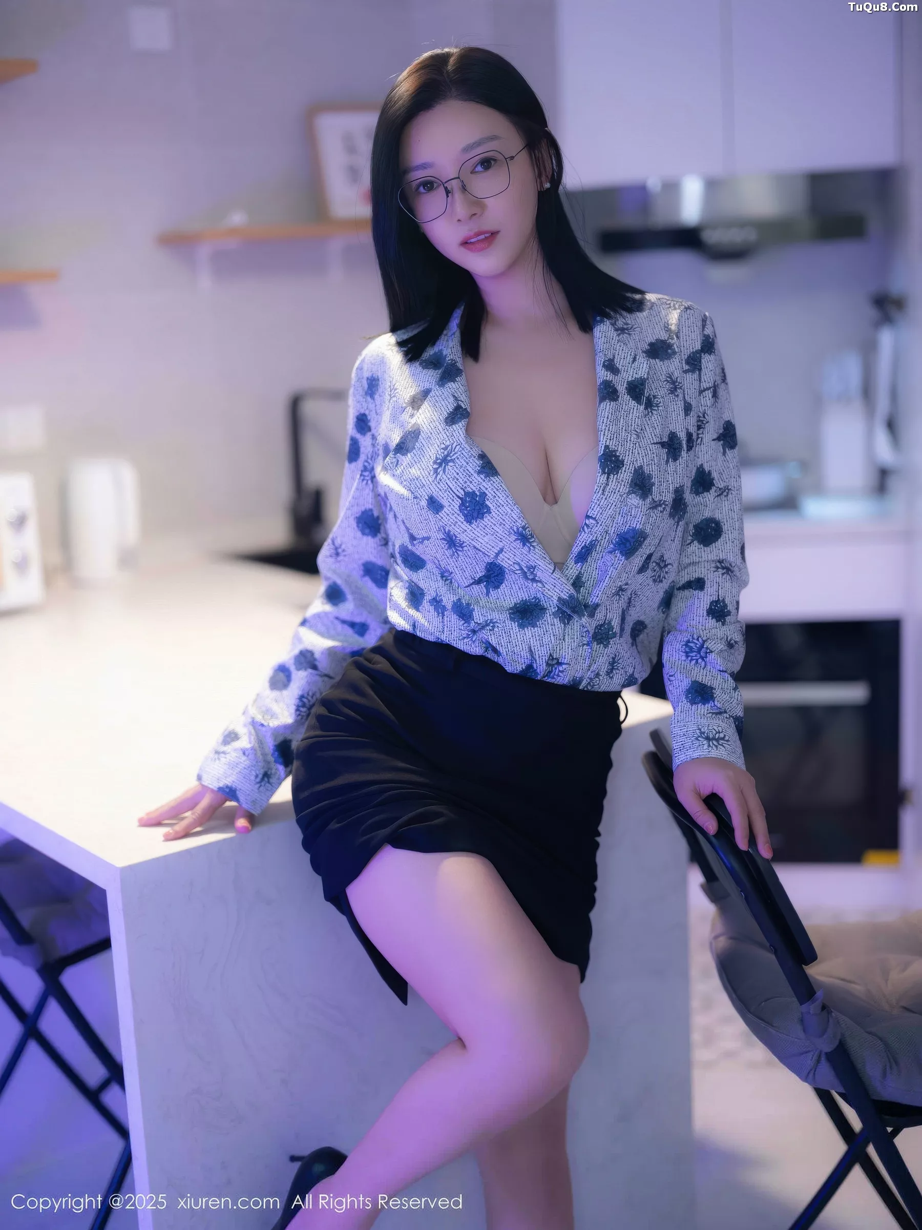 秀人集.com_[XiuRen秀人网]No.10866_模特雅茹老师性感深色OL服饰露肉色内衣秀柔美身姿诱惑写真61P