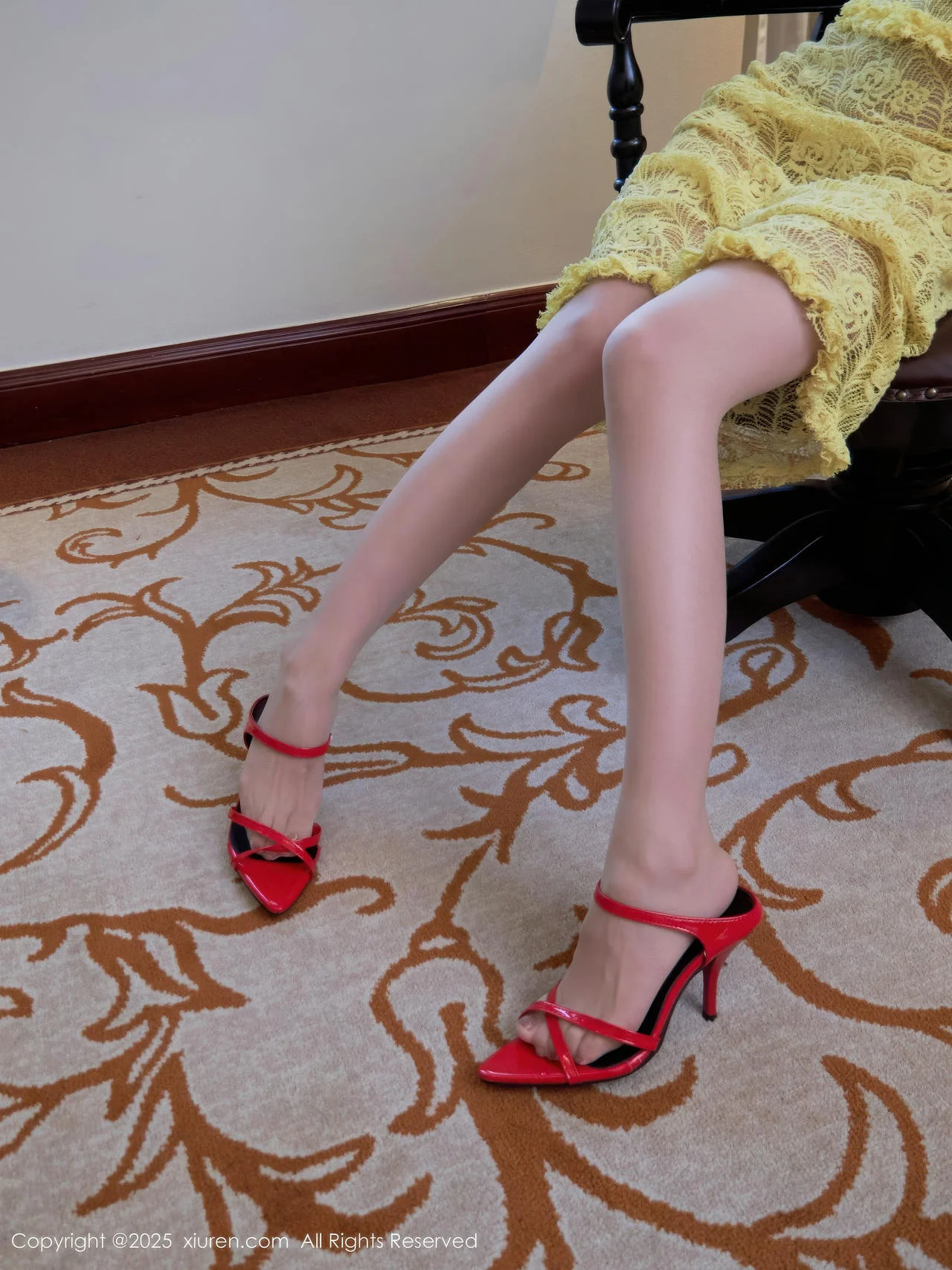 秀人集.com_[XiuRen秀人网]No.10879_模特尹甜甜sunny性感淡黄蕾丝裙配超薄肉色秀完美身材诱惑写真82P