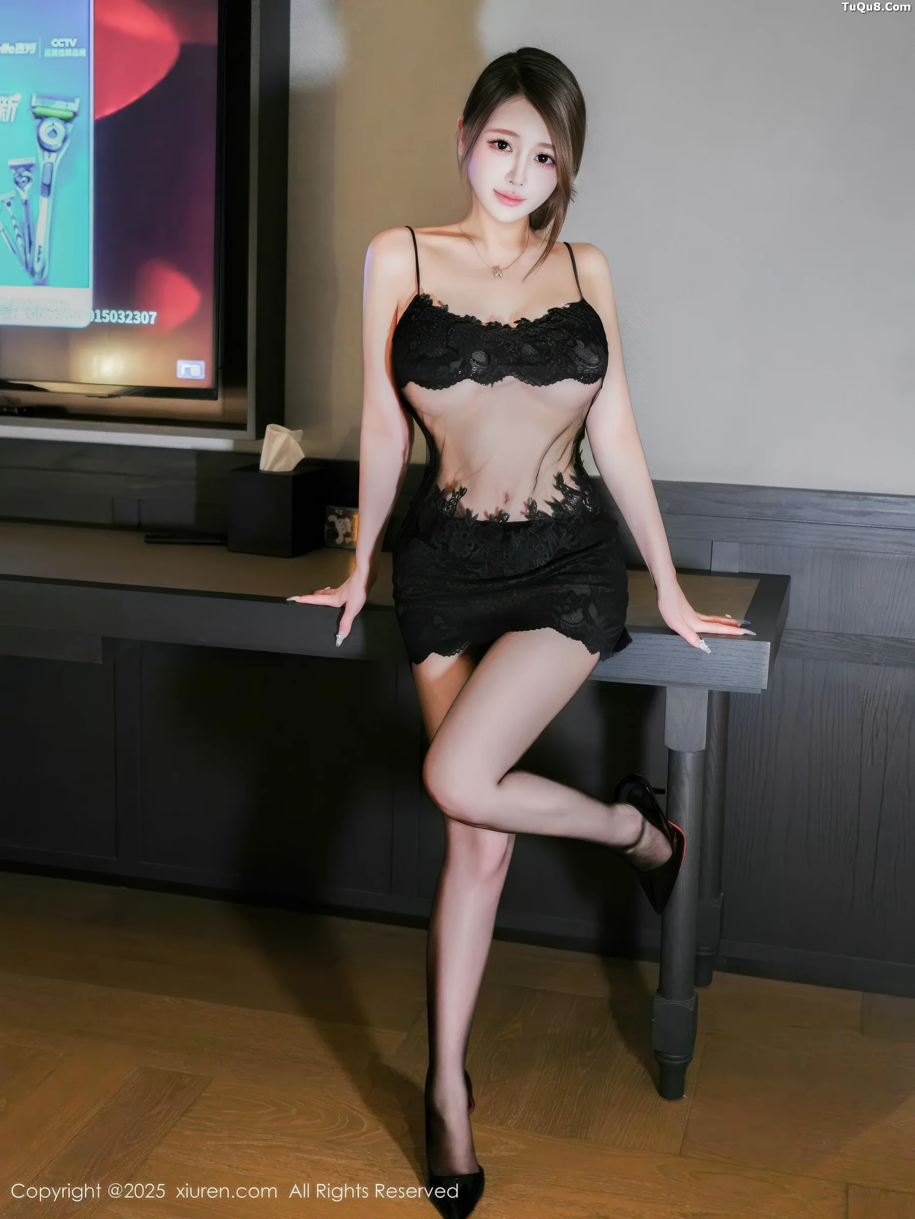 秀人集.com_[XiuRen秀人网]No.10929_模特甜妮性感黑色情趣内衣配超薄黑丝秀丰腴身姿迷人诱惑写真59P