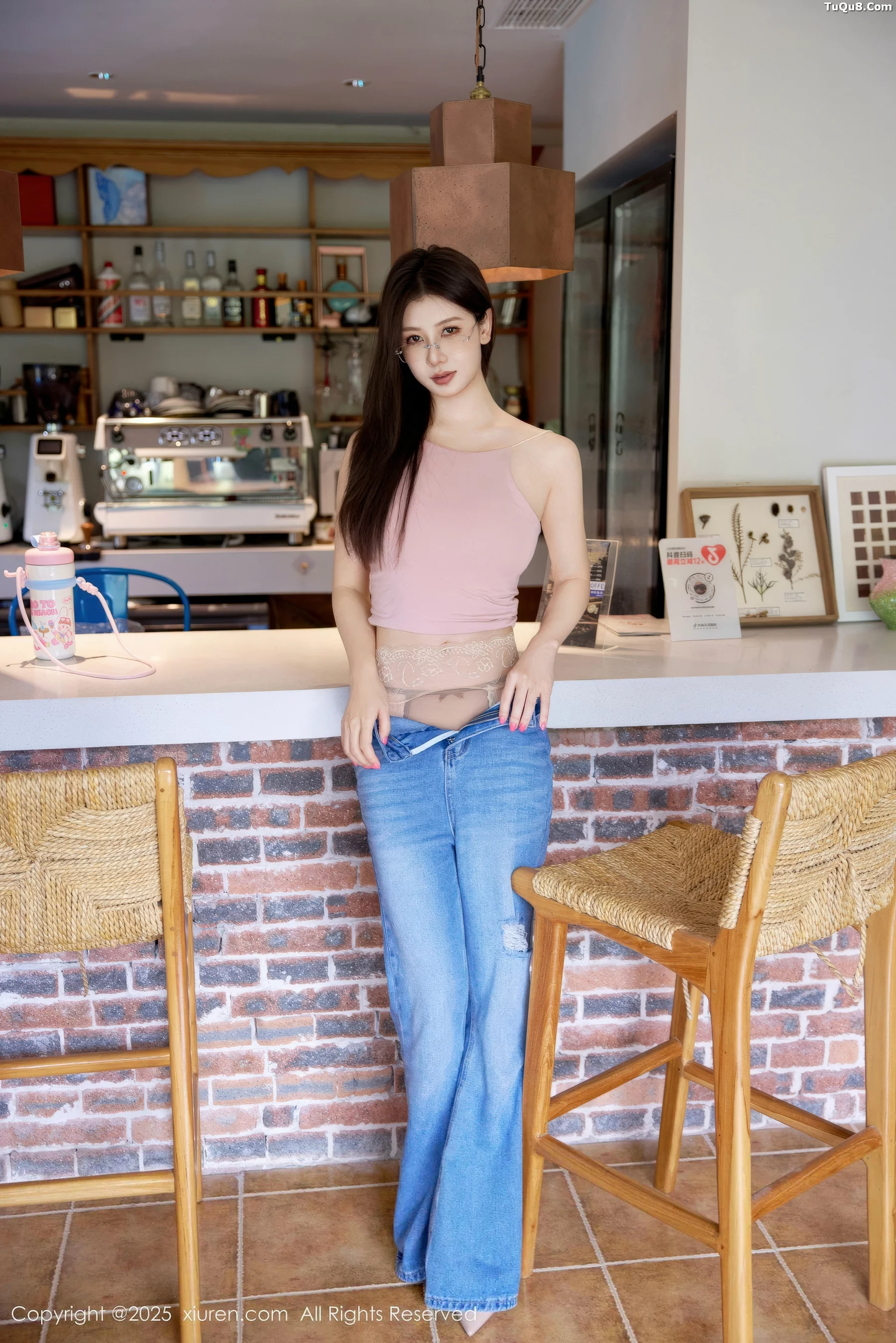 秀人集.com_[XiuRen秀人网]No.10983_模特尹甜甜sunny性感粉色上衣配蓝色牛仔裤秀完美身材诱惑写真83P