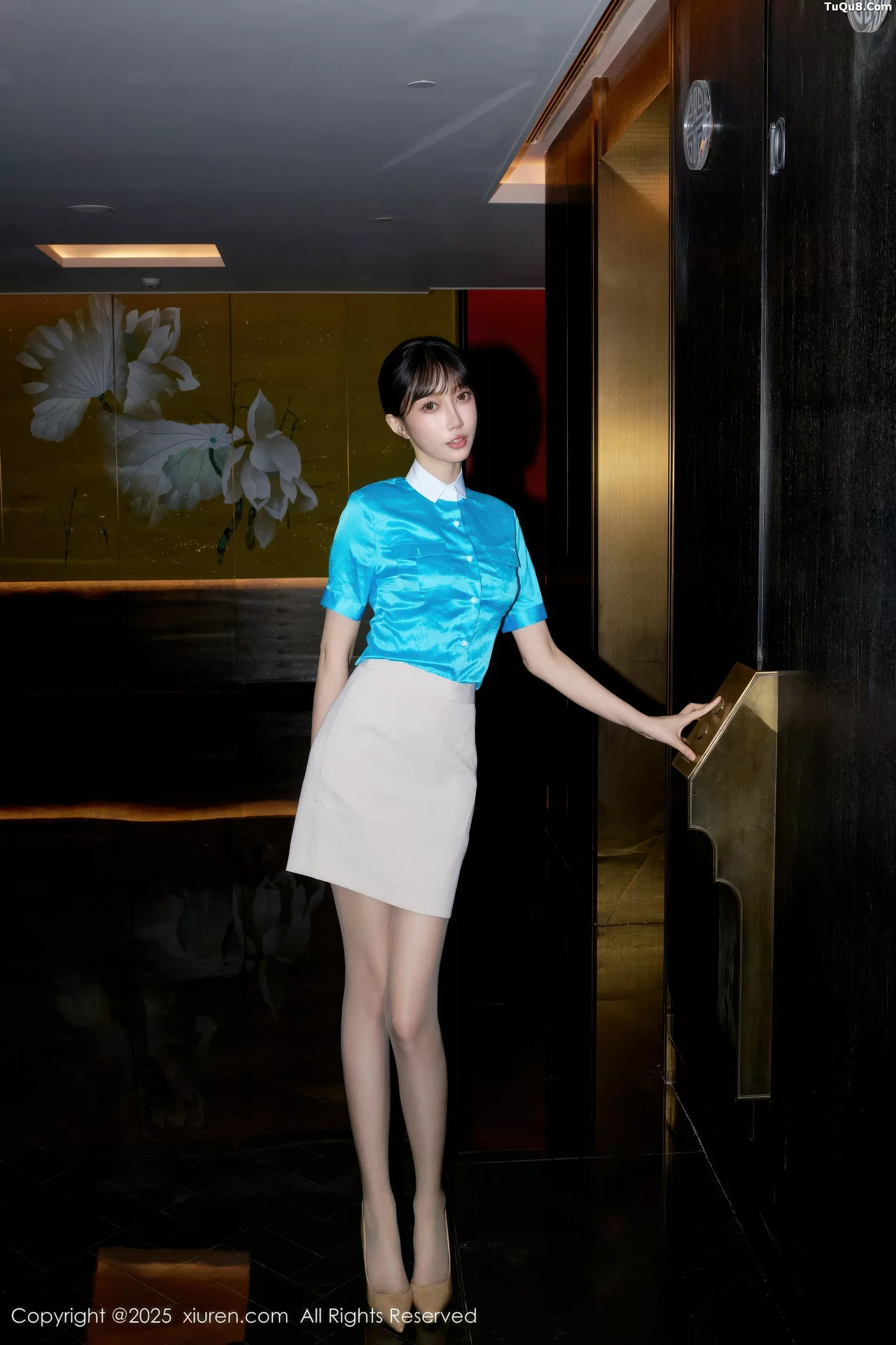 秀人集.com_[XiuRen秀人网]No.10914_模特玥儿玥er性感空姐制服露粉色内衣配超薄黑丝秀美腿诱惑写真62P