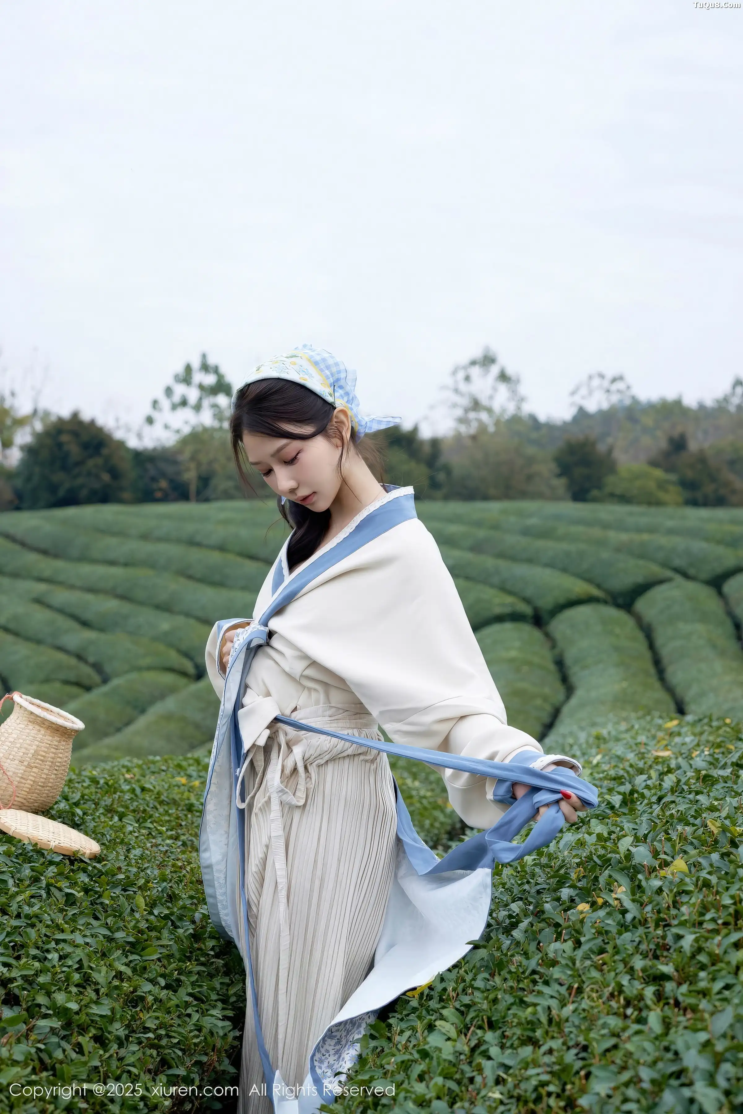 秀人集.com_[XiuRen秀人网]No.11098_模特尹甜甜户外采茶姑娘装扮性感长裙秀翘臀美腿迷人诱惑写真61P