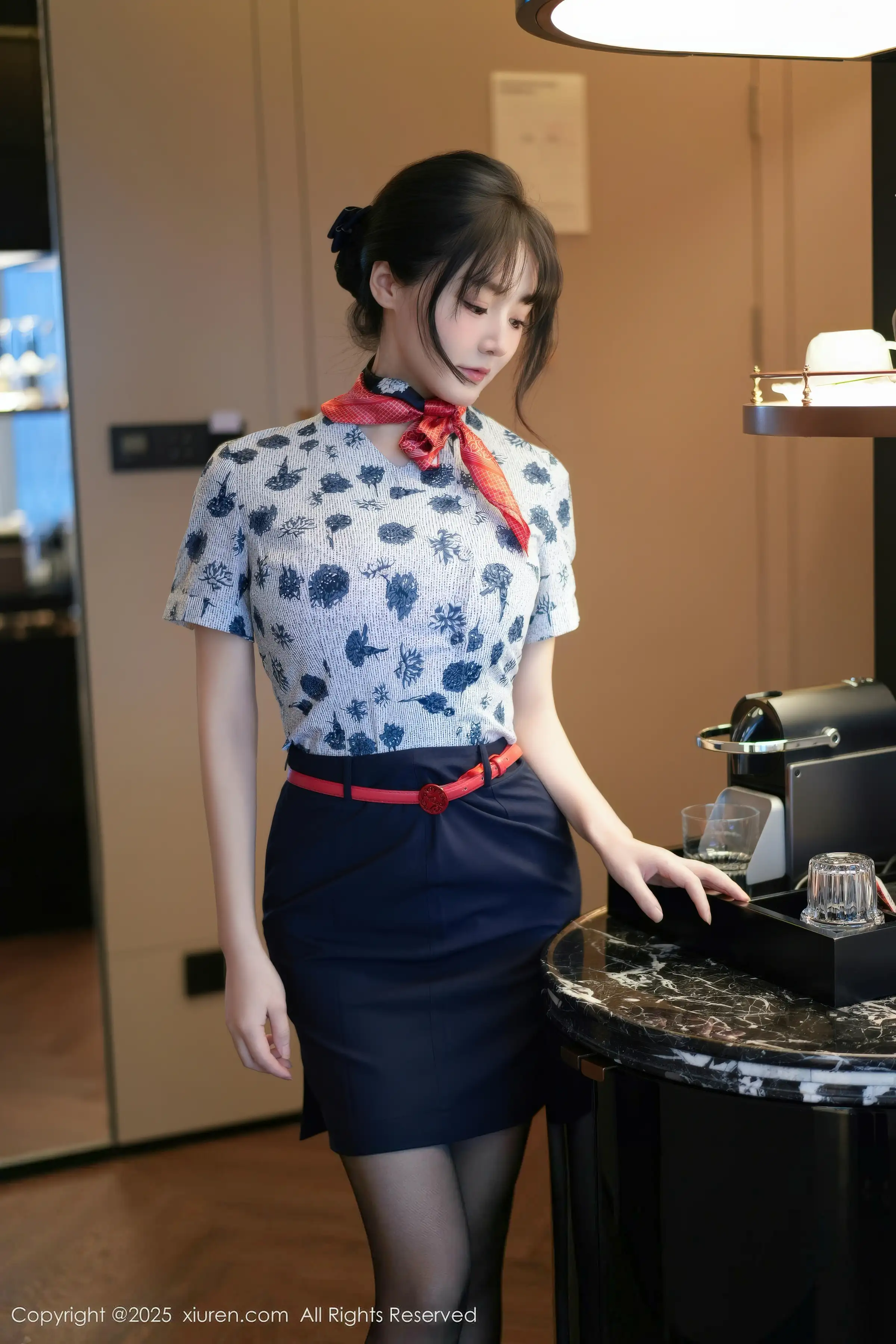 秀人集.com_[XiuRen秀人网]No.11115_模特沈南汐RuRu性感空姐制服露灰色内衣秀凹凸身材诱惑写真80P