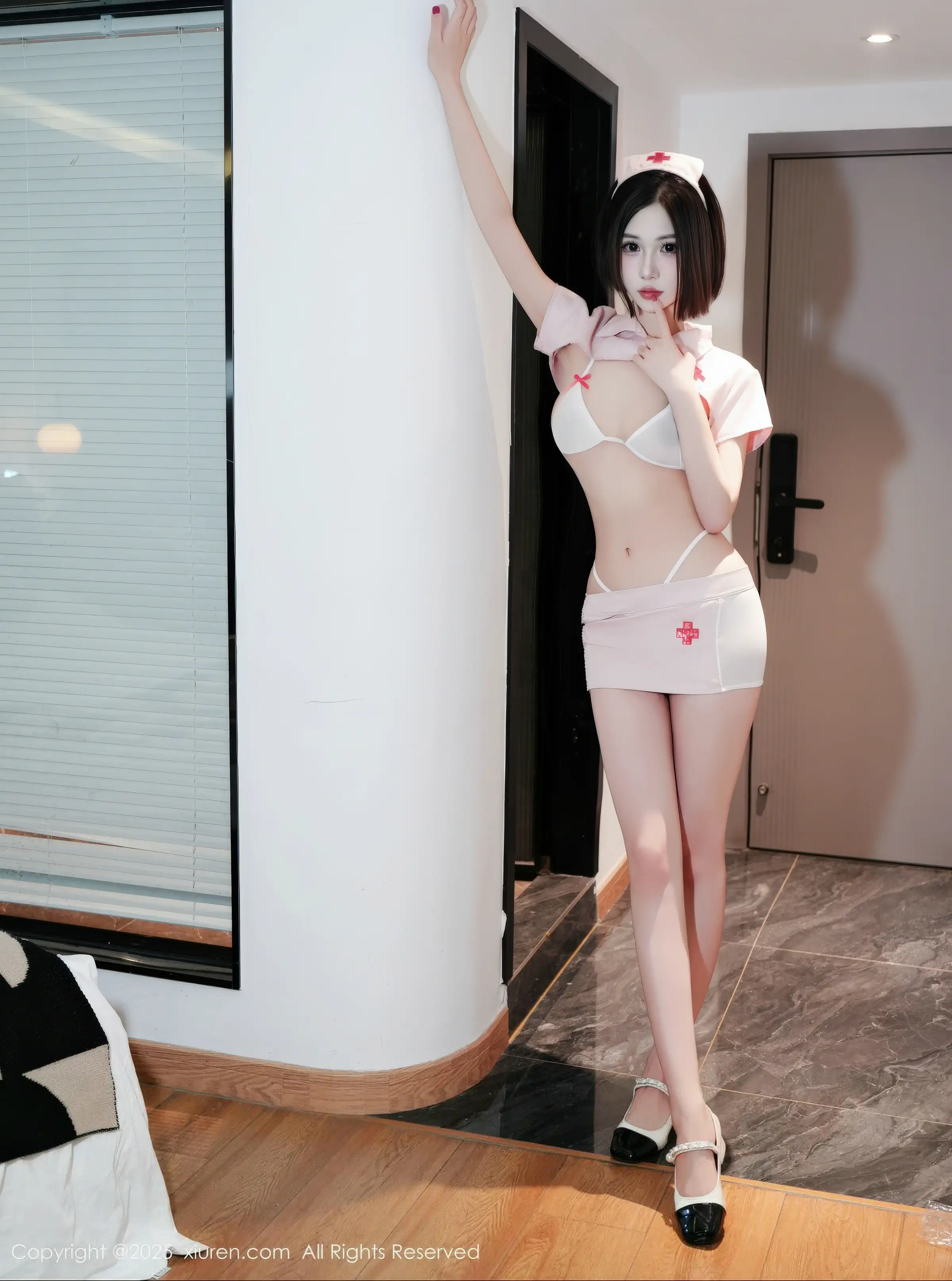 秀人集.com_[XiuRen秀人网]No.11111_模特奶芙酱-EVA性感粉色护士制服露白色内衣秀完美身材诱惑写真60P